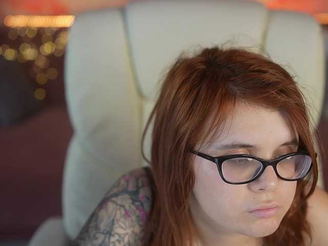 MelodyCharm live cam on BongaCams