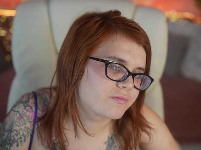 MelodyCharm live cam on BongaCams