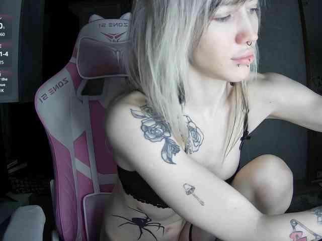 Elyyyra webcam