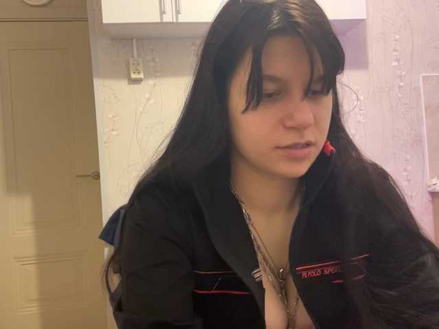 KalaDeprofio live cam on BongaCams