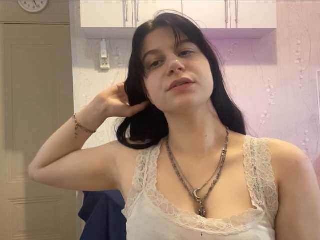 KalaDeprofio live cam on BongaCams