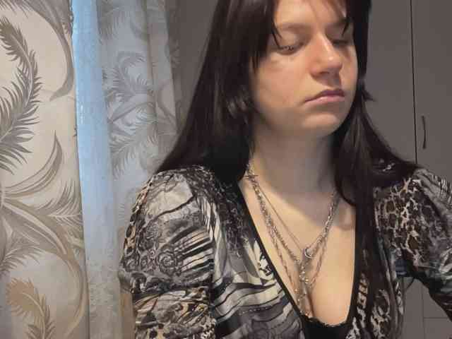 Model: MarianKitty