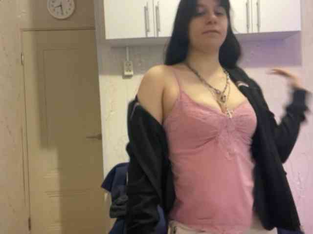 Model: MarianKitty