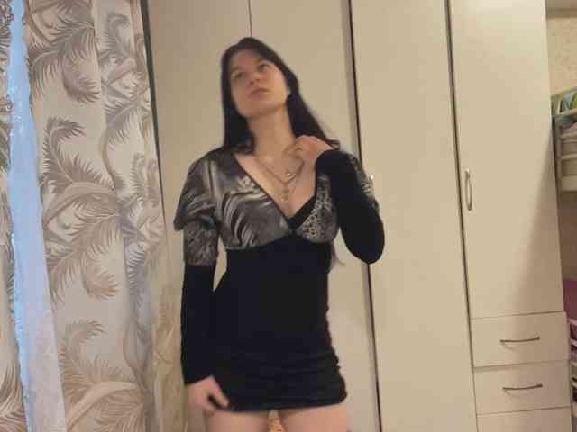 Model: MarianKitty