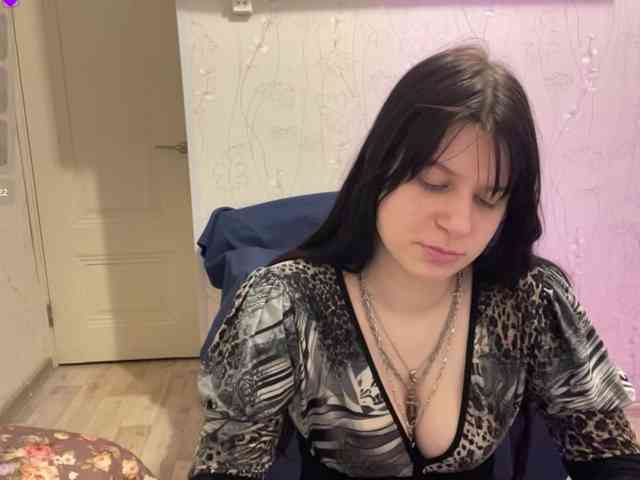 Model: MarianKitty
