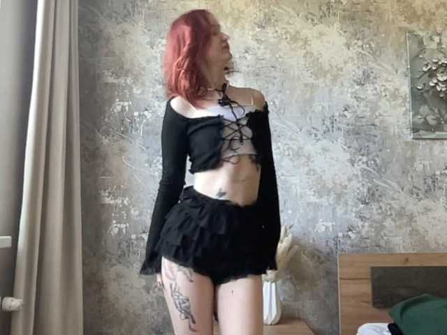 StrawberryCream live cam on BongaCams