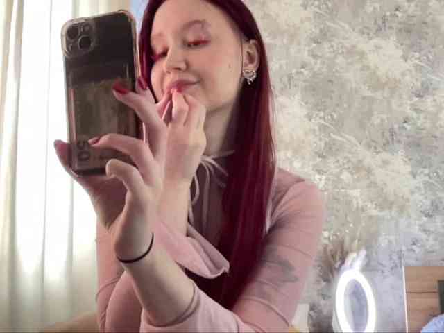 StrawberryCream webcam