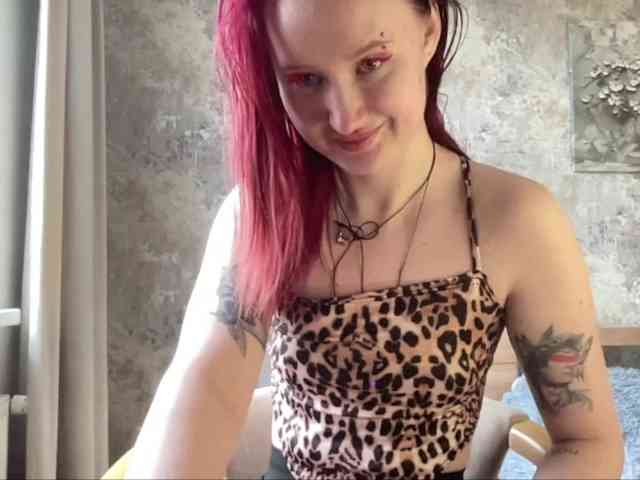 StrawberryCream webcam