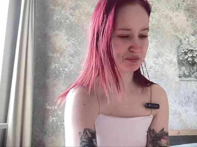 Model: StrawberryCream