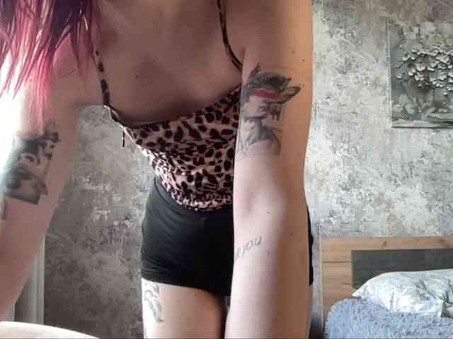 StrawberryCream webcam