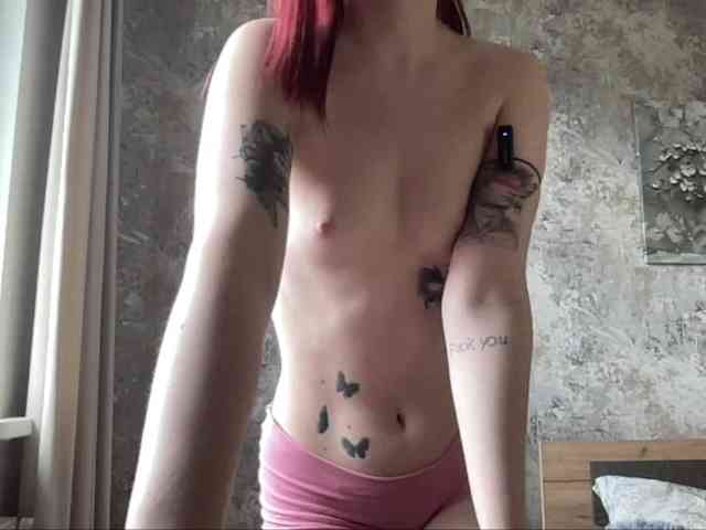 StrawberryCream webcam
