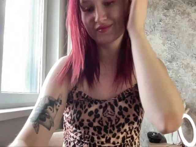 StrawberryCream webcam