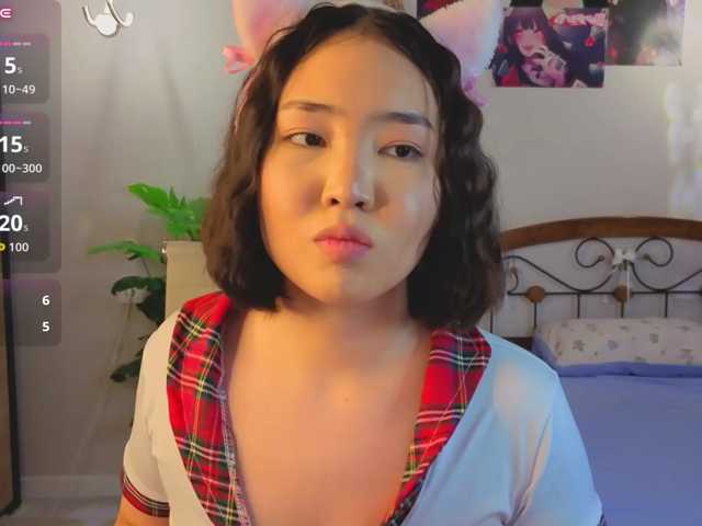 akino-hen1 live cam on BongaCams