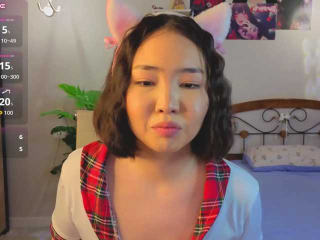 akino-hen1 live cam on BongaCams