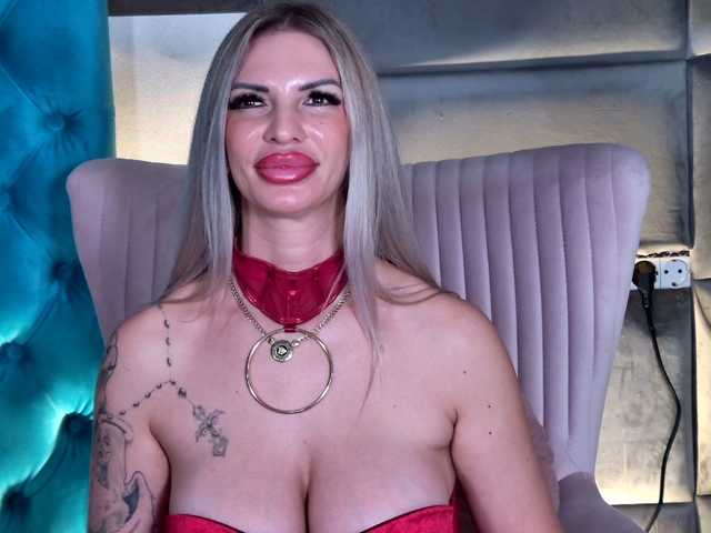 EvaMorreti live cam on BongaCams