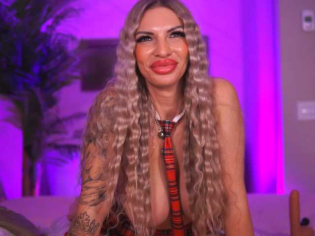 EvaMorreti, en vivo ahora en BongaCams
