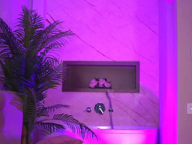 EvaMorreti live cam preview
