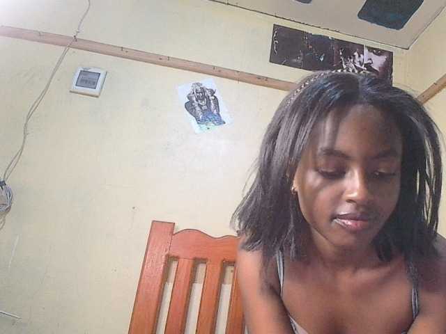Lustyxo live cam on BongaCams