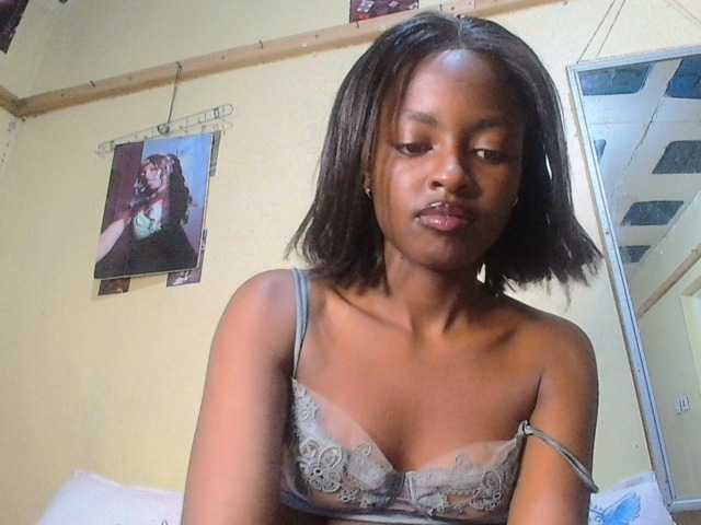Lustyxo live cam on BongaCams