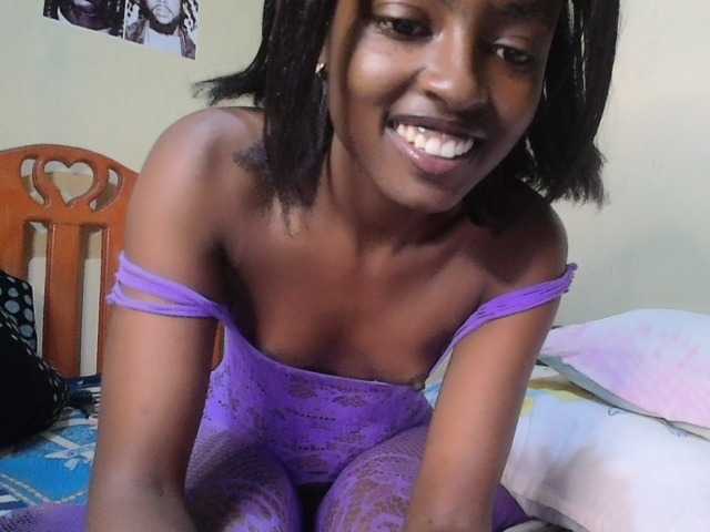Lustyxo live cam on BongaCams
