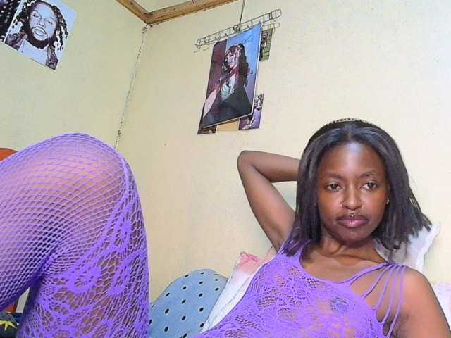 Lustyxo live cam on BongaCams