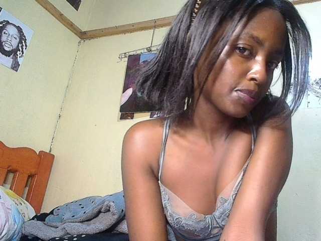 Lustyxo live cam on BongaCams