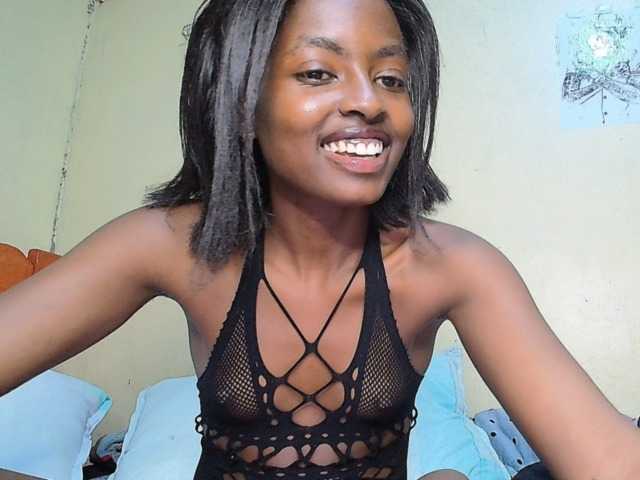 Lustyxo live cam on BongaCams