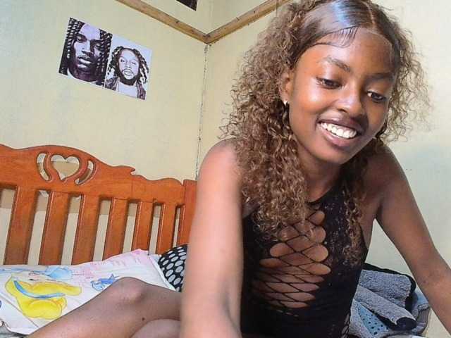 Lustyxo live cam on BongaCams