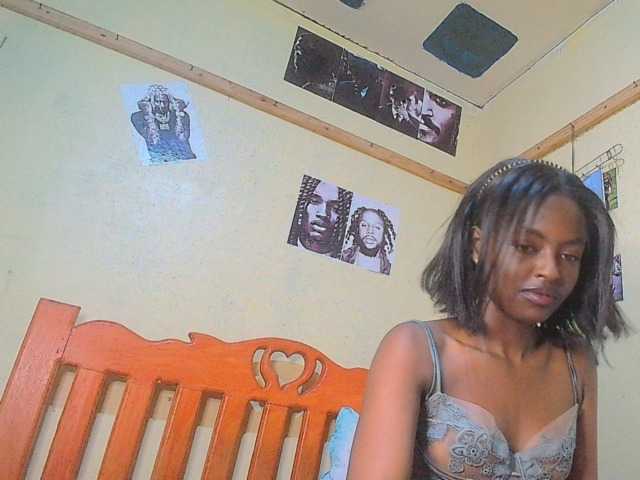 Lustyxo live cam on BongaCams
