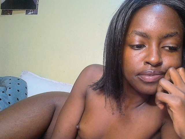 Lustyxo live cam on BongaCams