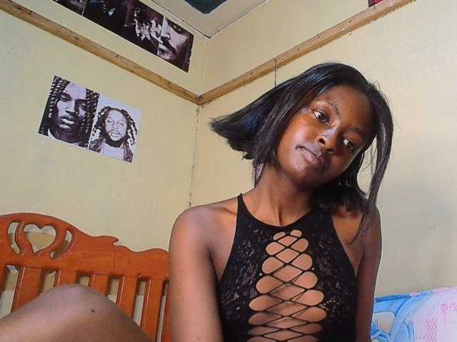 Lustyxo live cam on BongaCams