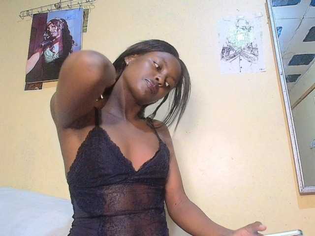 Lustyxo live cam on BongaCams