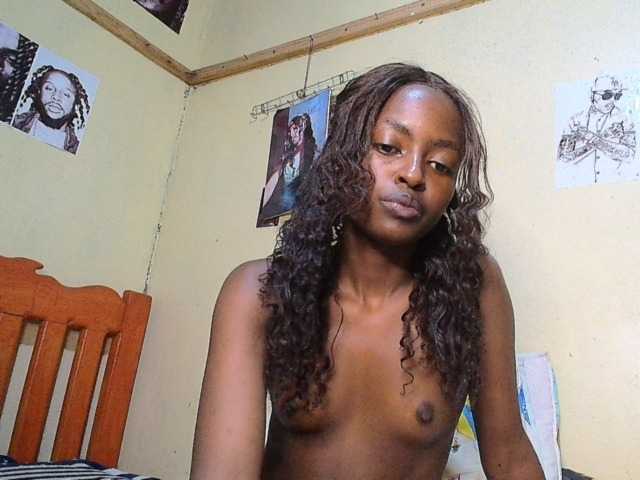 Lustyxo live cam on BongaCams