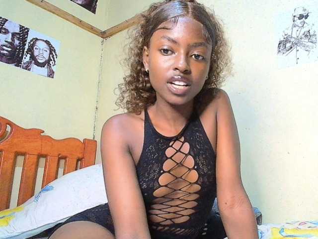 Lustyxo live cam on BongaCams