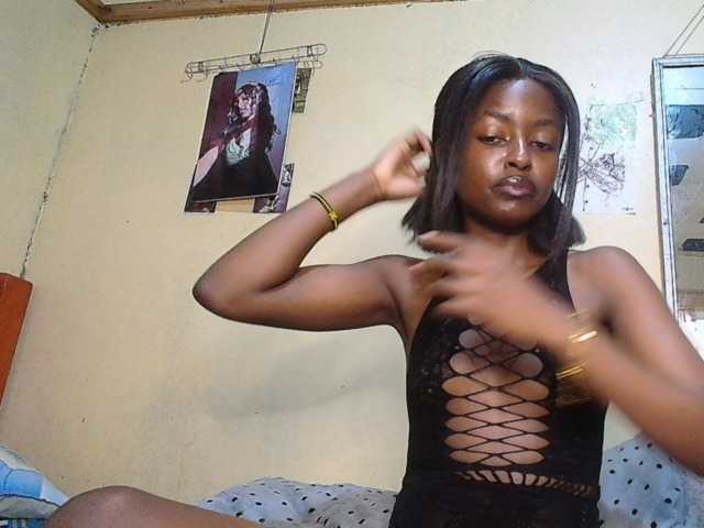Lustyxo live cam on BongaCams