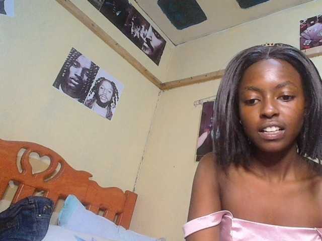 Lustyxo live cam on BongaCams