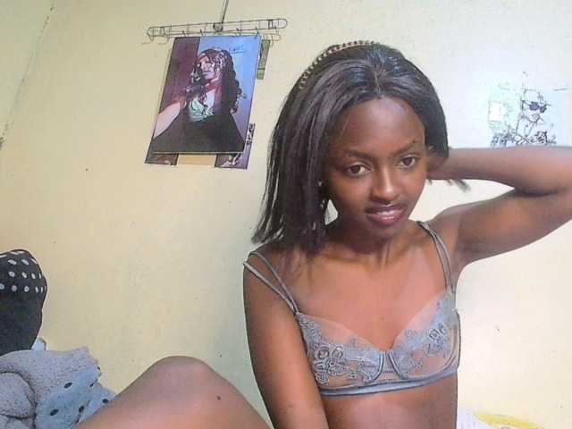 Lustyxo live cam on BongaCams