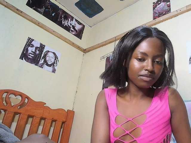 Lustyxo live cam on BongaCams