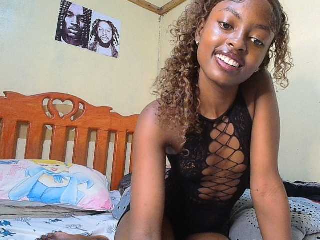 Lustyxo, live now on BongaCams