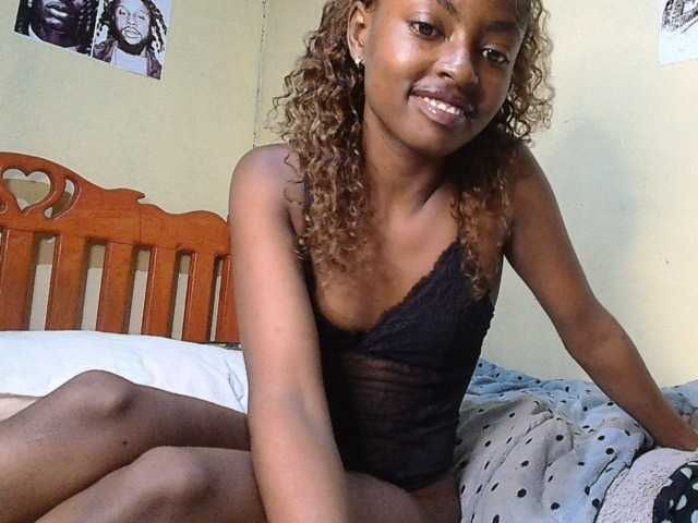 Lustyxo live cam on BongaCams
