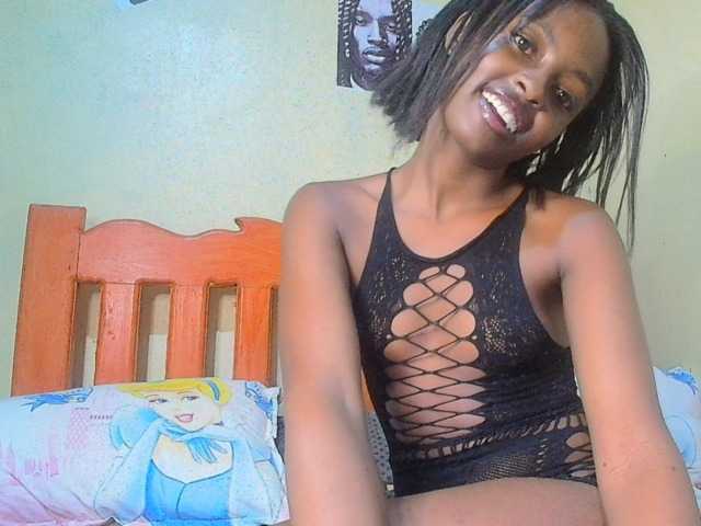 Lustyxo live cam on BongaCams