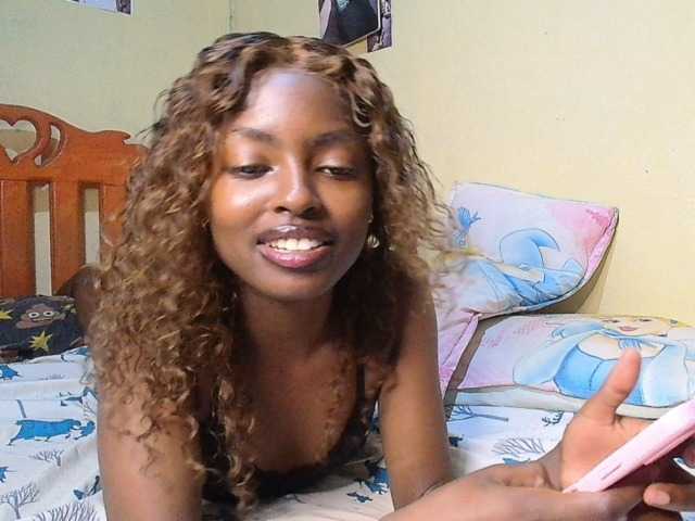 Lustyxo live cam on BongaCams