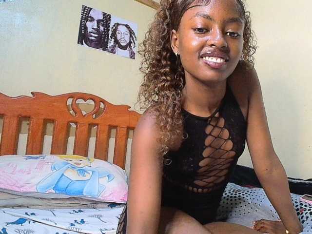 Lustyxo live cam on BongaCams