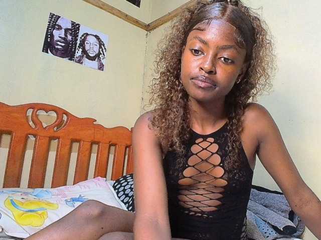 Lustyxo live cam on BongaCams