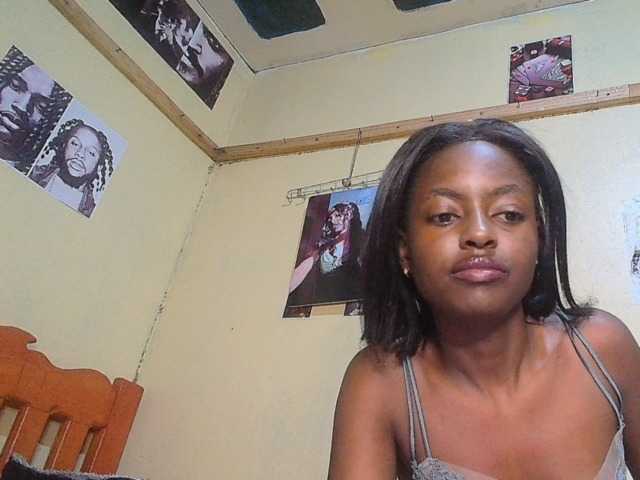 Lustyxo live cam on BongaCams