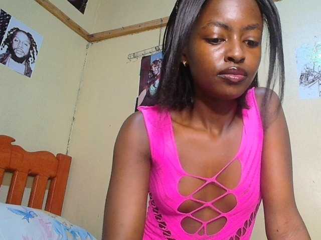Lustyxo — live female cam