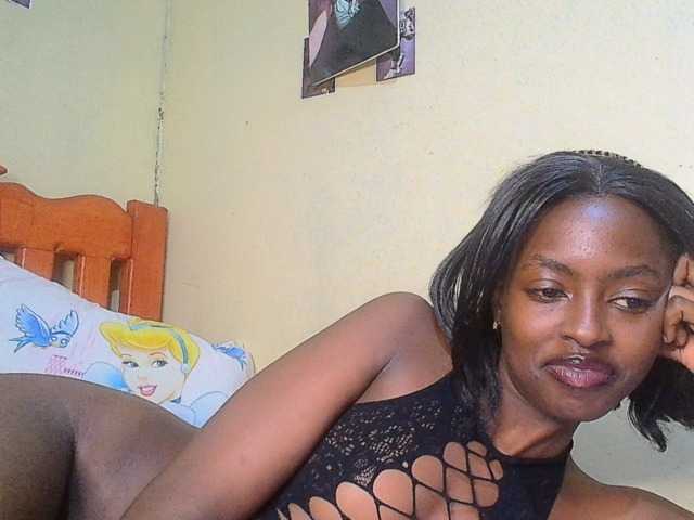 Lustyxo live cam on BongaCams