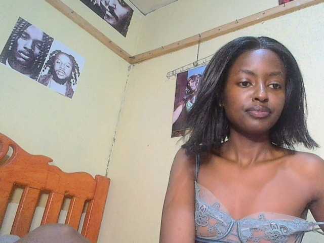 Lustyxo live cam on BongaCams