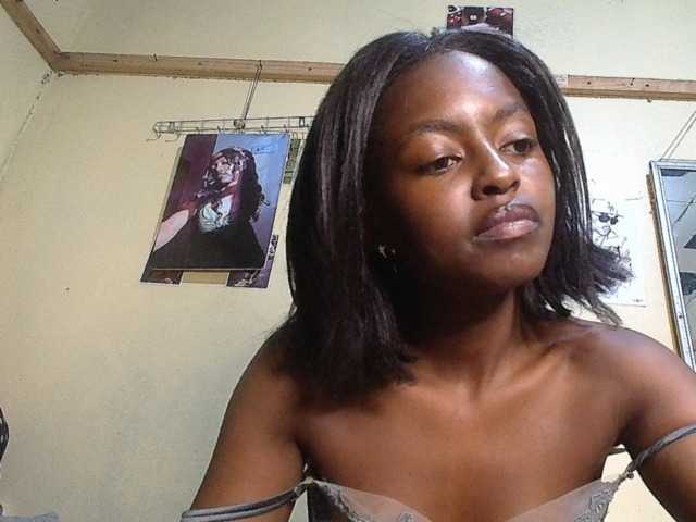 Lustyxo live cam on BongaCams