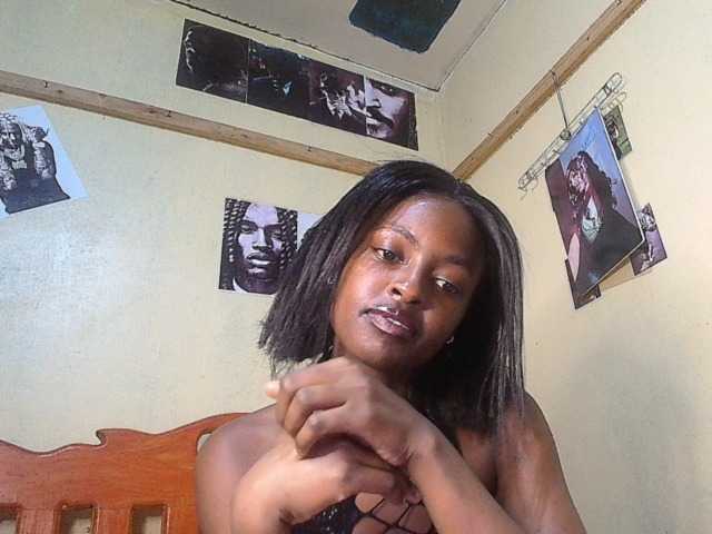 Lustyxo live cam on BongaCams